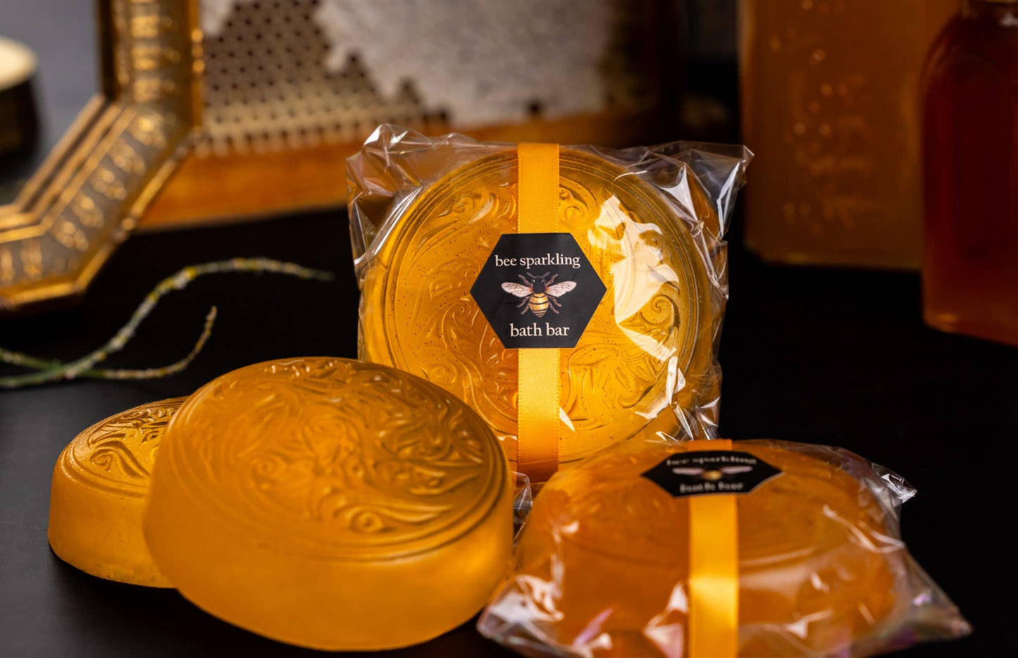 BEELINE Bee Sparkling Bath Bar - Honey glycerin soap. Large for bath