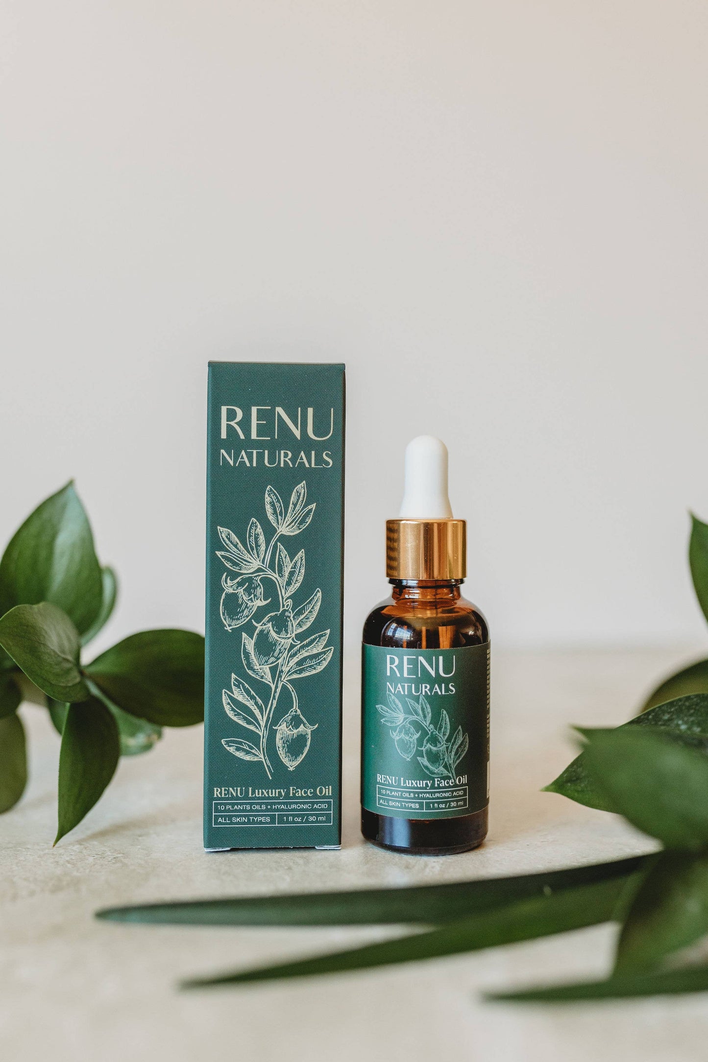 RENU NATURALS Luxury Face Oil